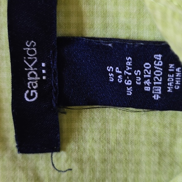 Gap Kids and Gap Factory Button Down Kids Shirts - Picture 3 of 13